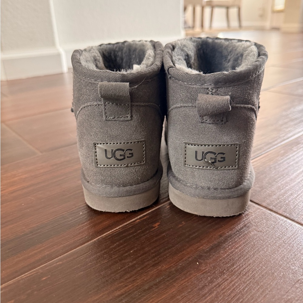 Ugg Mini Boot - image 3